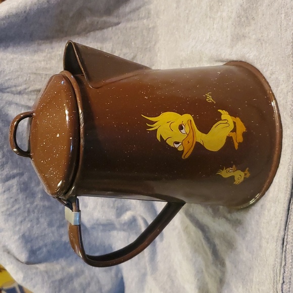 Hand Painted Duck Vintage Enamel Coffee/Tea Pot - Picture 1 of 8